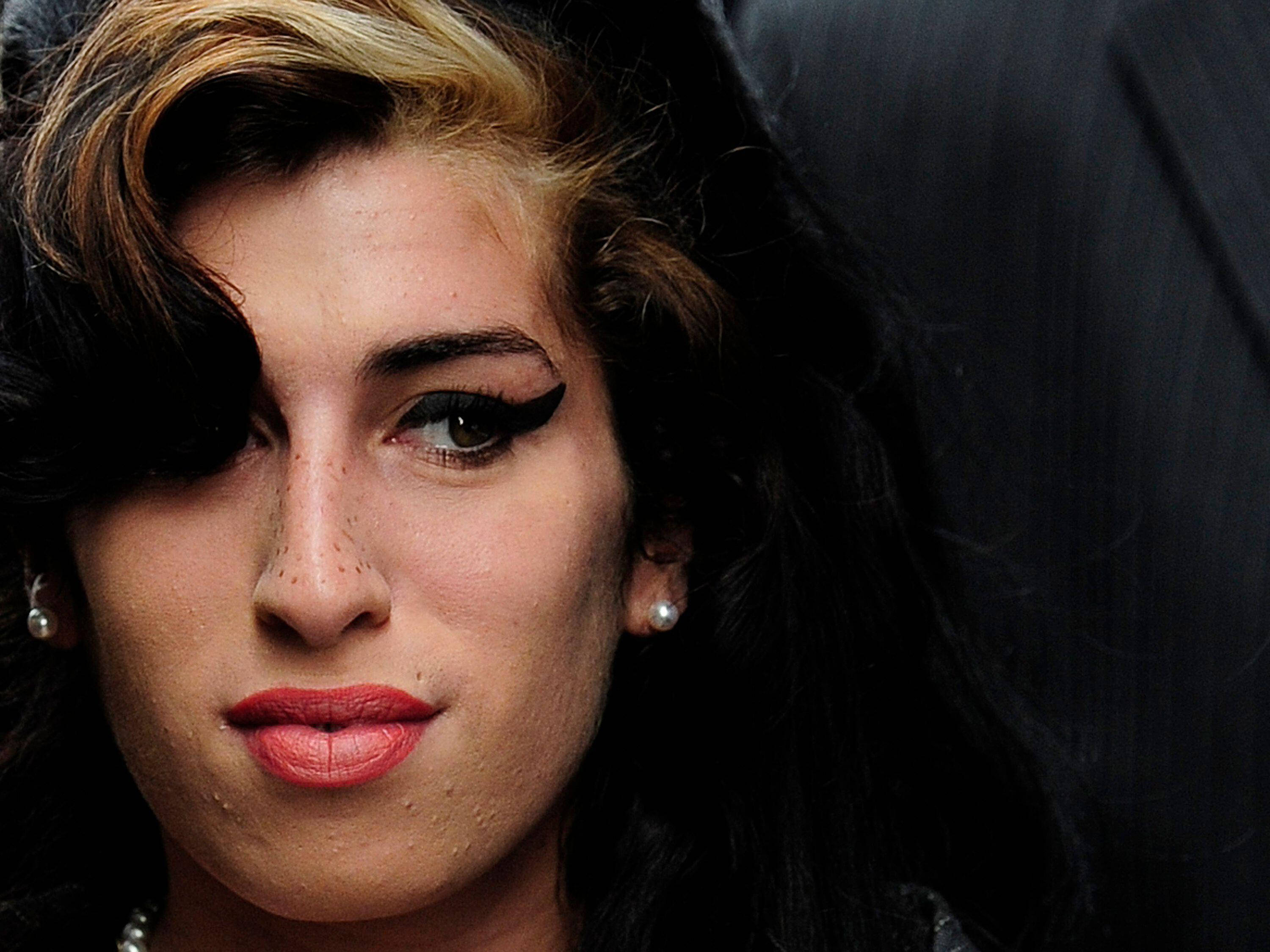 Back to Black   Amy Winehouse British